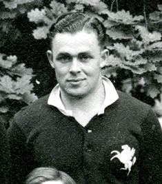 L A Cartwright (Football 1939)